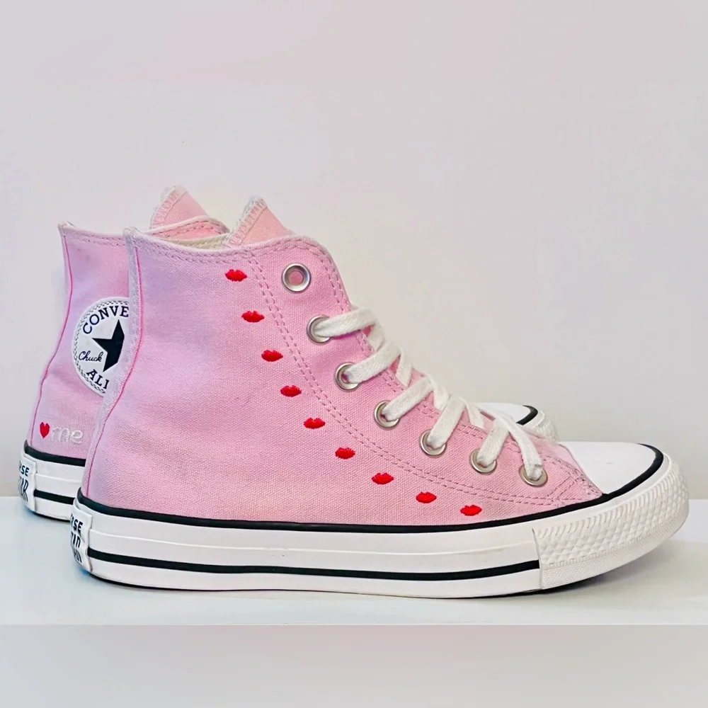 Converse Embroidered Hearts Cherry Blossom Limited Edition 6.5